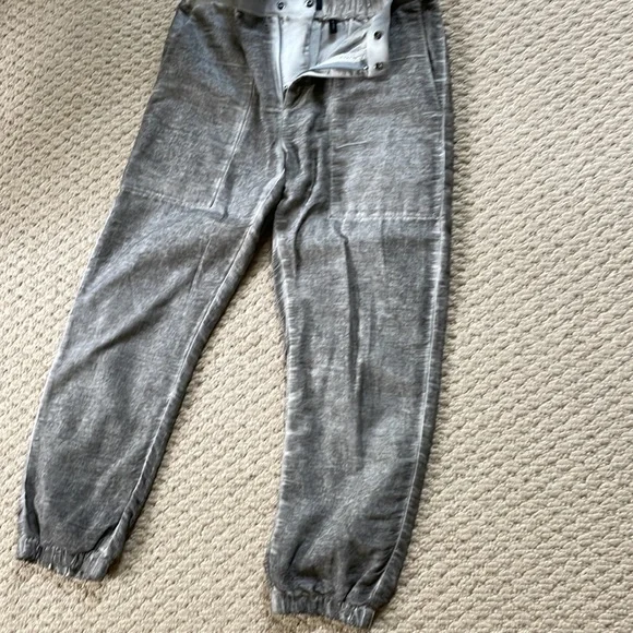 Theory joggers size 0 - Picture 3 of 6